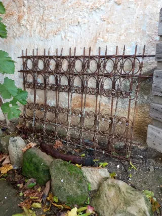 2 Inferriate Arabe in Metallo e Pietra