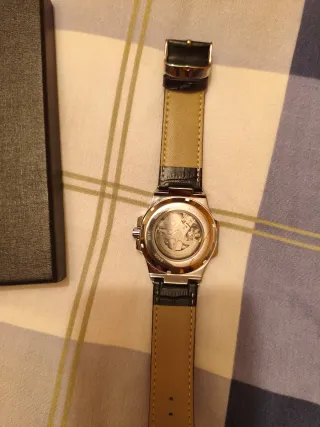 Reloj Automático Negro y Plateado