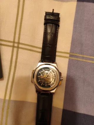 Reloj Automático Negro y Plateado
