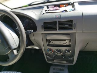 Ford Tourneo Connect 2005