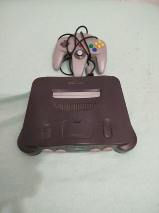 Nintendo 64 con Mando
