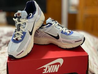 Nike Vomero 5 Mujer Talla 39 Azul