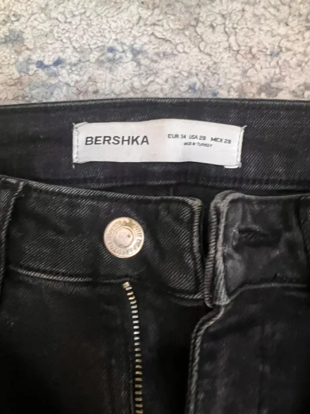 Pantalón vaquero negro