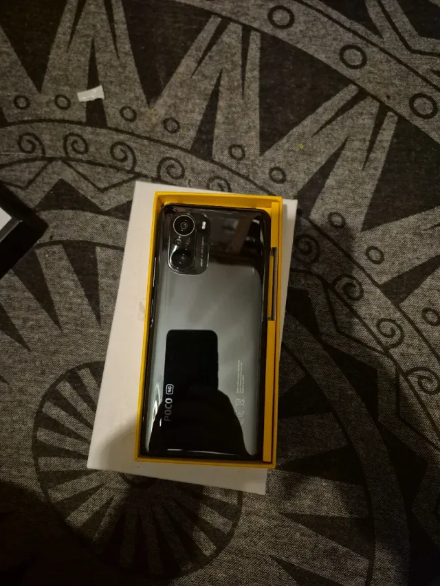 Xiaomi Poco F3 HyperOS 1.0.2.0