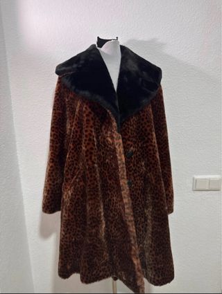 Abrigo de pelo estampado leopardo