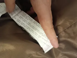 Abrigo Zara plumífero verde marrón