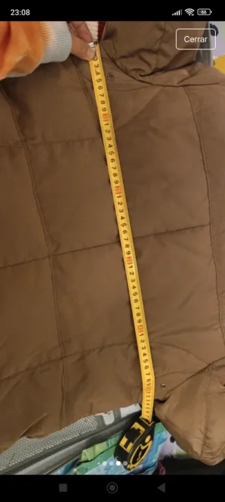 Abrigo Zara plumífero verde marrón