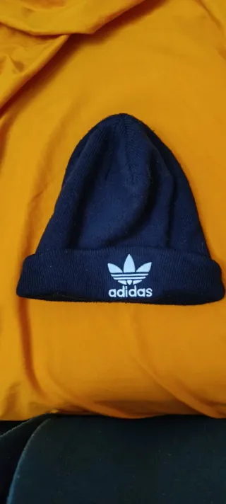 Gorro Adidas Negro