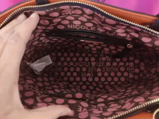 Bolso Nicole Lee con estampado de mujer