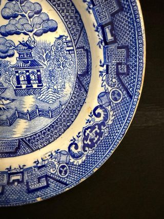 Antico Piatto Ceramica Blu