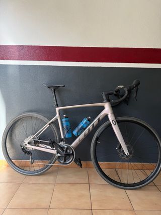 Bicicleta Scott Addict 30