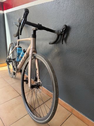 Bicicleta Scott Addict 30