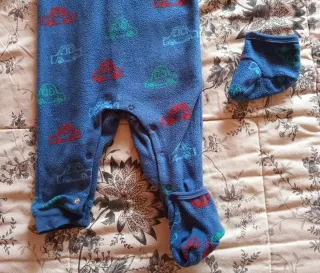 Morbido pigiama bimbo con scarpette rimovibili