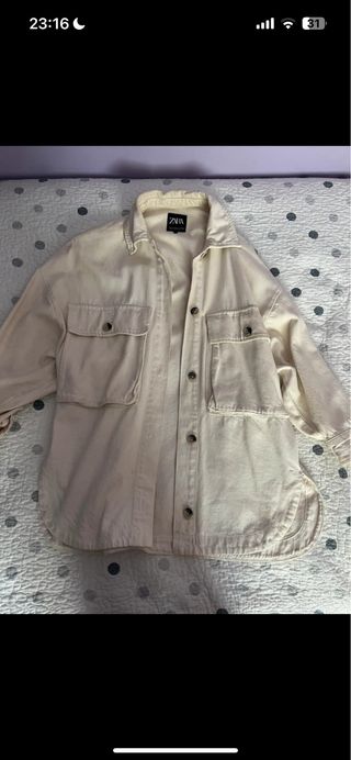 Sobrecamisa oversize Zara Beige Talla Única