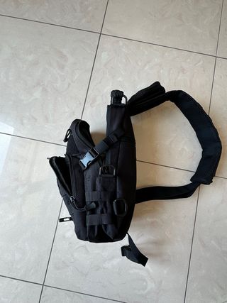 Zaino tattico monospalla nero