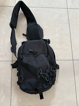 Zaino tattico monospalla nero