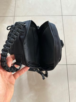 Zaino tattico monospalla nero