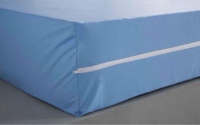 Lote fundas colchón + cortinas baño