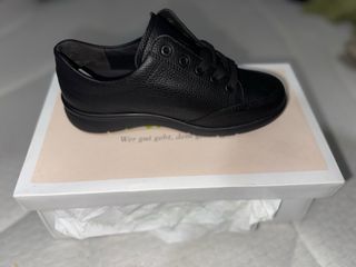 Zapatos negros de piel