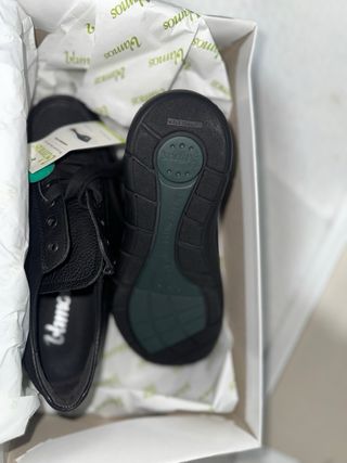 Zapatos negros de piel