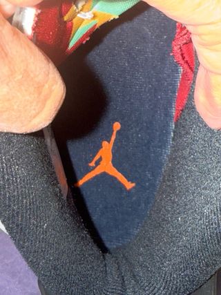 Zapatillas Jordan Hombre Blancas y Rojas