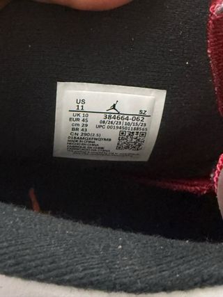 Zapatillas Jordan Hombre Blancas y Rojas