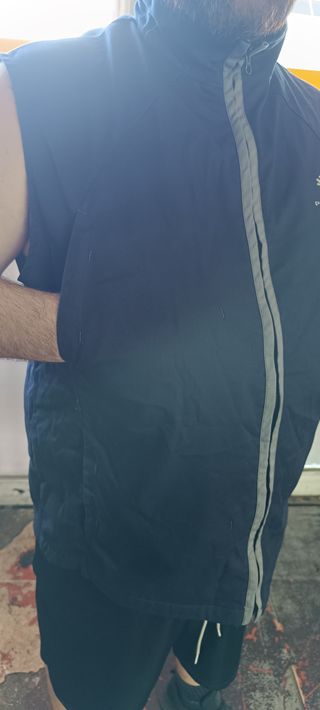 Chaleco oficial Peugeot fino