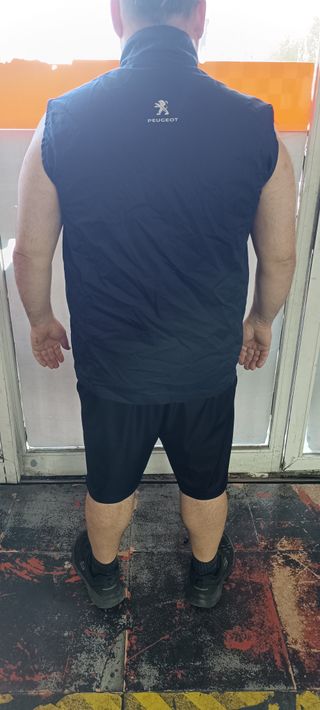 Chaleco oficial Peugeot fino