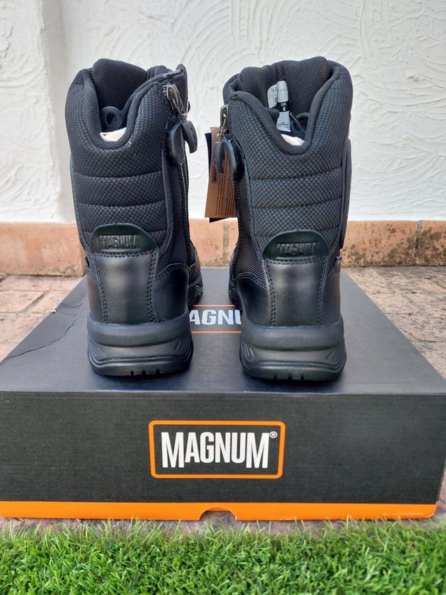 Botas Magnum Negras