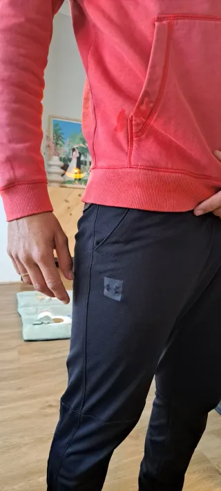 Chándal Under Armour Rojo y Negro