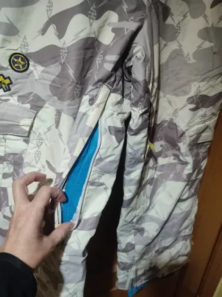 Pantalón de esquí Talla 14. Marca Quilsilver