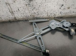 Toyota 961920101 elevalunas del der avensis 411354