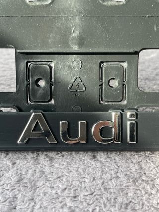 Portamatriculas Audi