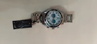 Relojes SKYLINE plata y blanco