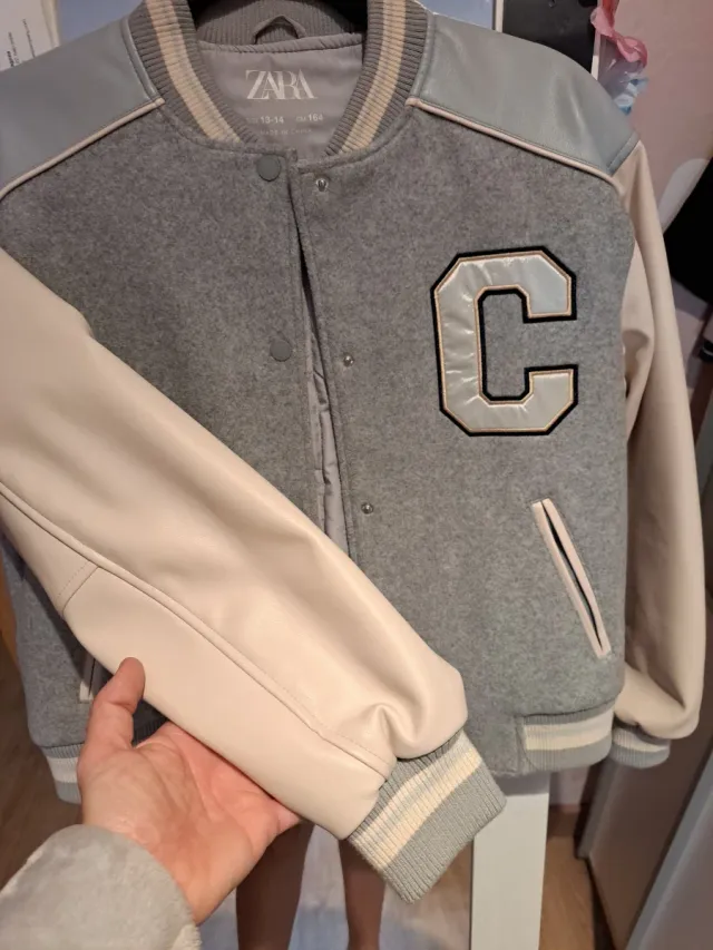 Cazadora Zara California Gris y Beige talla 13-14