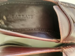 Mocasines de vestir Barrats color cognac/burdeos.