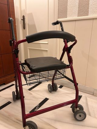 andador  con poco uso