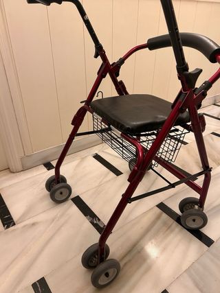 andador  con poco uso