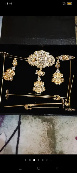 Traje de Fallera Rojo y Dorado