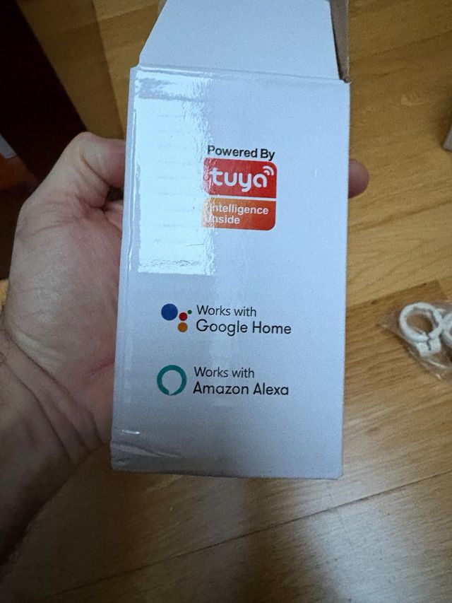 Termostato Radiador Zigbee Tuya AVATTO