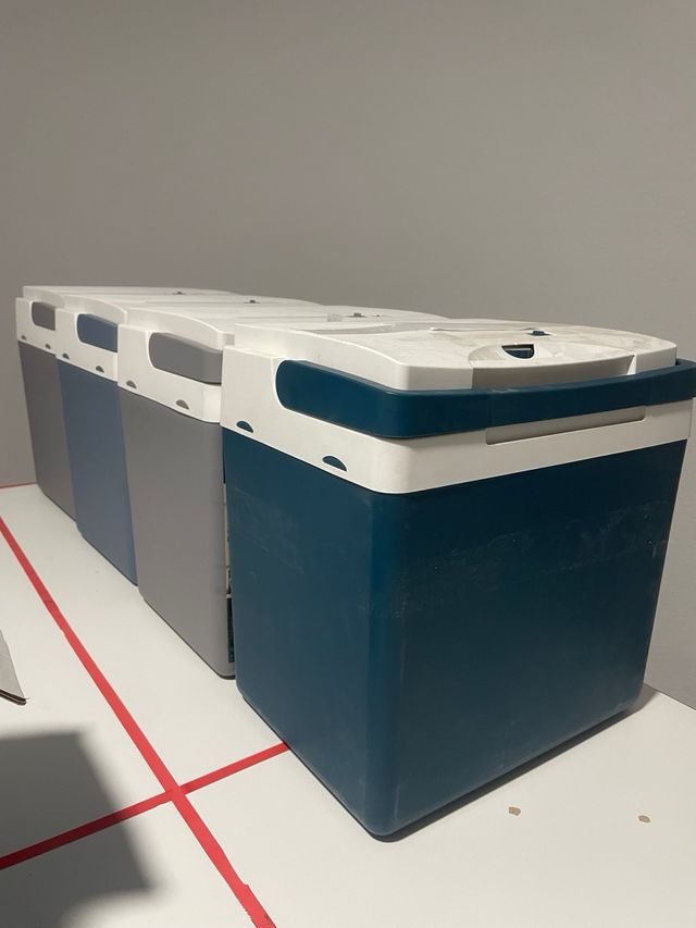 Geladeira Portátil Elétrica 25L Nova