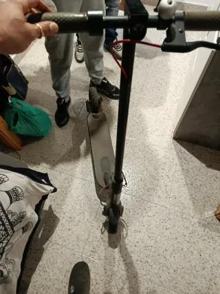 Patín Xiaomi enciende pero no anda