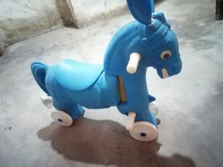 Asinello cavalcabile blu