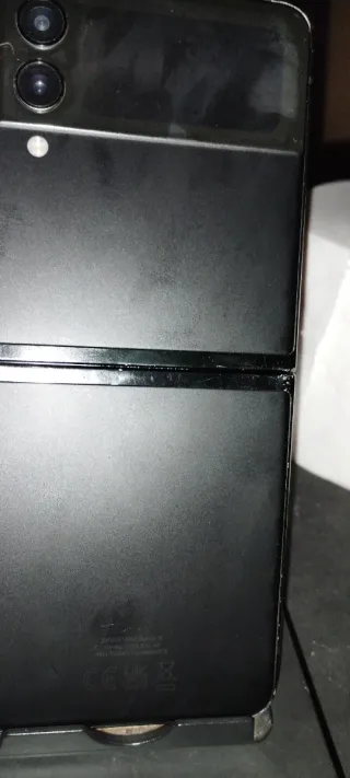 Samsung Galaxy Z Flip3 5G