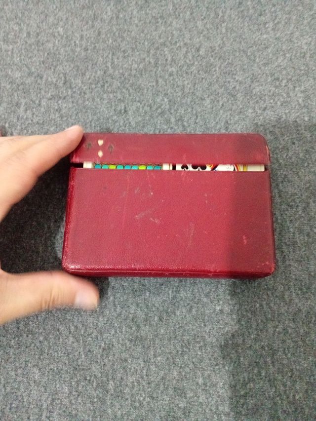 Custodia antica in pelle per poker