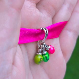 CHARM STRANGER THINGS RUN COLGANTE BOMBILLAS