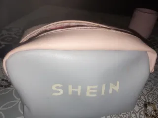 Neceser SHEIN gris y rosa