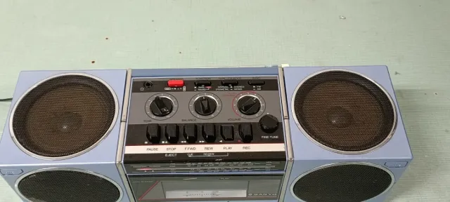 RADIO CASSETTE SANYO M-S400K