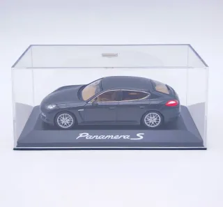PORSCHE PANAMERA S 1:43 MINICHAMPS