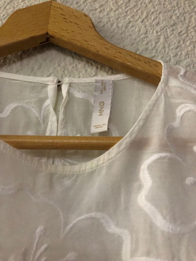 Blusa Mango bordada blanca Talla L